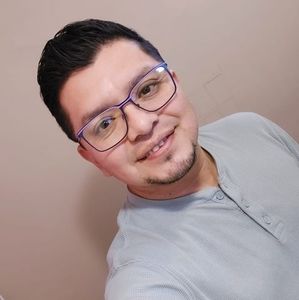 Meet your Posher, Juan